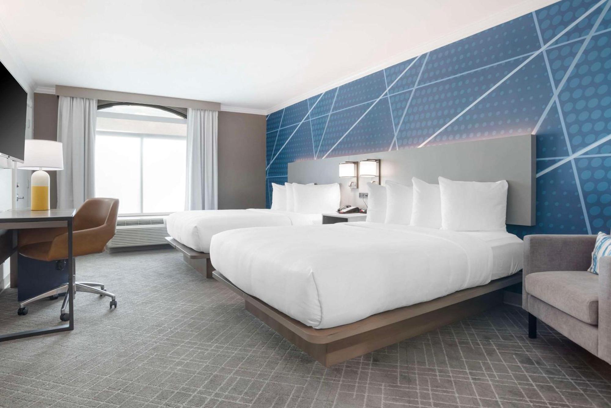 Hotel Comfort & New Orleans Airport North